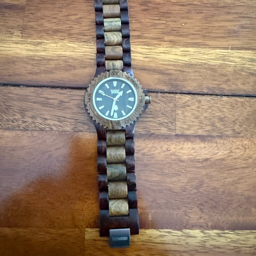 Men’s Wooden Watch - Brown and Black